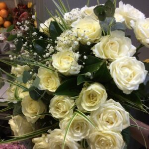 ​Bouquet de roses blanches