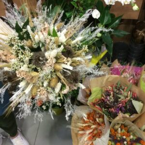 Bouquets de fleurs séchées